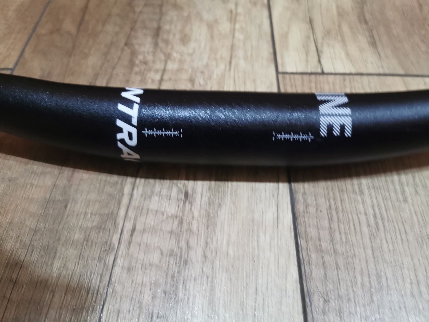 Kierownica Bontrager Line 35, 740mm przecena!!!