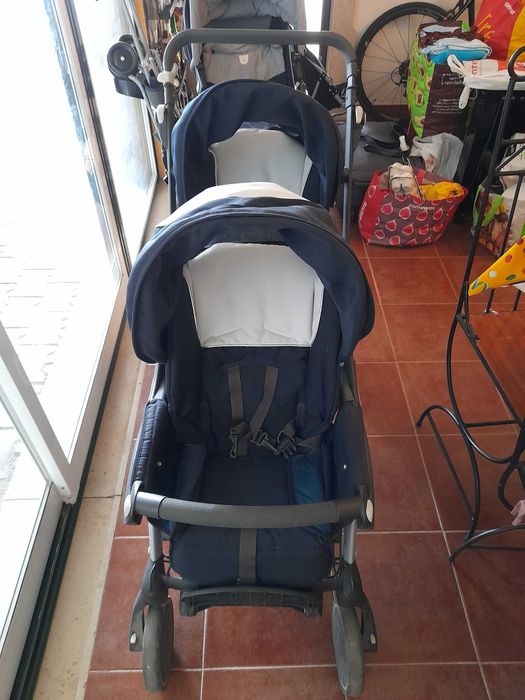 Carrinho de bebé para gémeos