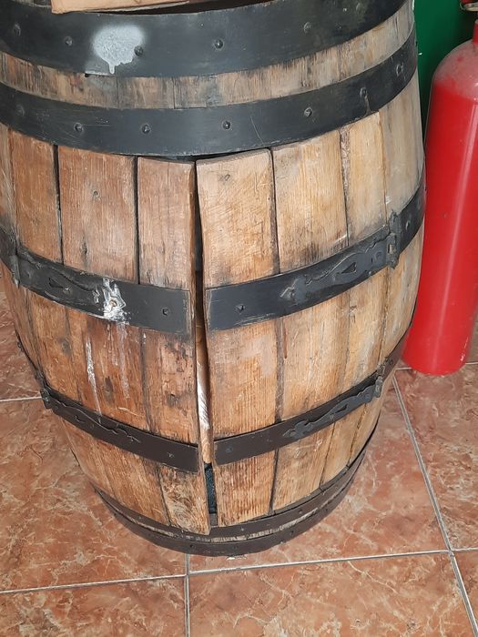 Moveis usados e placas de acrilico com muita qualidade