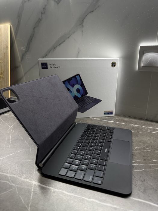 Чехол клавиатура для Ipad 10.9/ 11Air