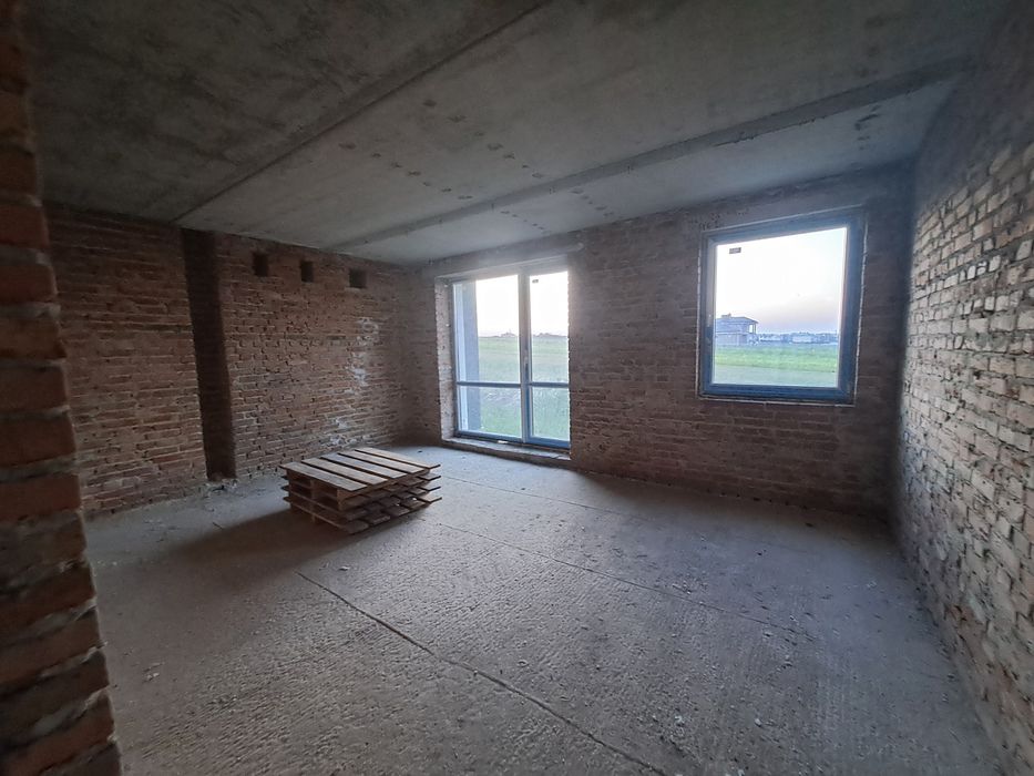 Продаж 3 пов. будинок-таунхаус, 2.3 сотки, 133 кв.м, Байківці