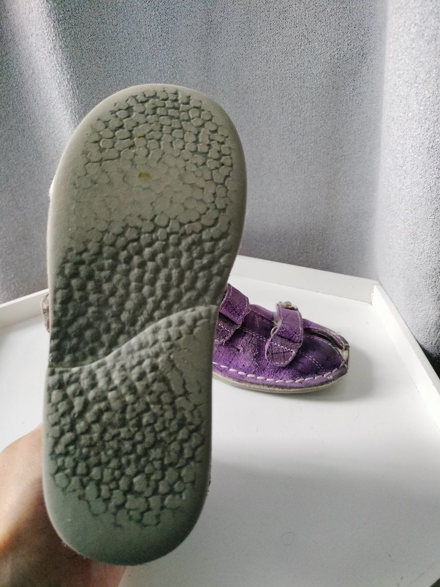 Buty profilaktyczne kapcie Daniel do przedszkola rozmiar 28