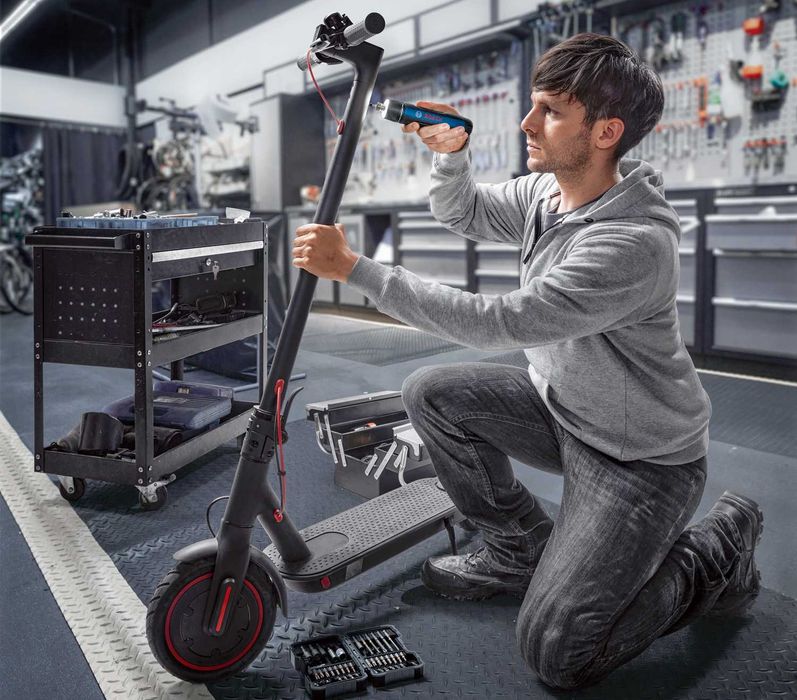 Аккумуляторная отвертка Bosch GO Gen.3 Bosch Professional (06019H2201)