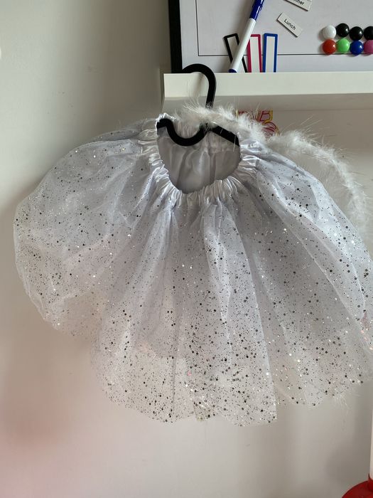 Strój aniołka spodnica skrzudelka areola