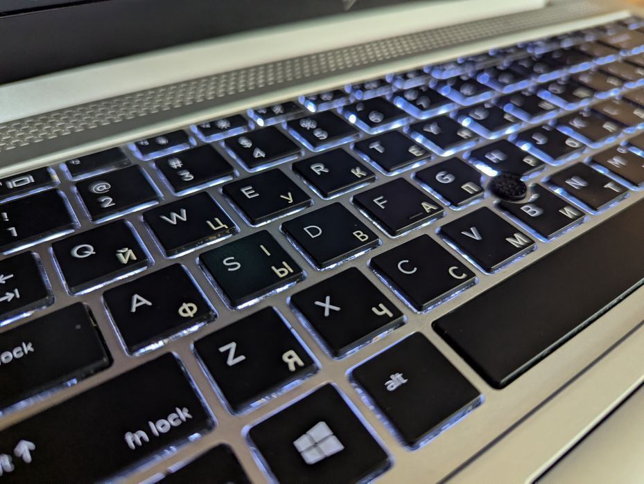 2963/HP EliteBook 840 G5/14"/Intel I5-7200U/256 GB SSD/RAM 8 GB/