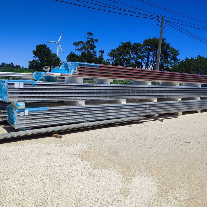 Painel cobertura 5 ondas 30mm espuma 42kg densidade (PIR) nacional CE