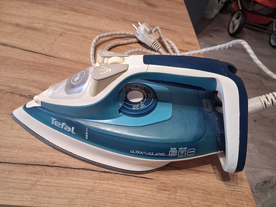 Żelazko Tefal ULTRAGLISS 4780