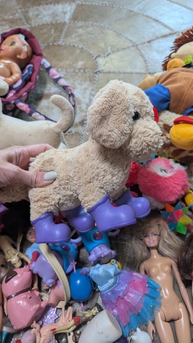 Іграшки одним лотом