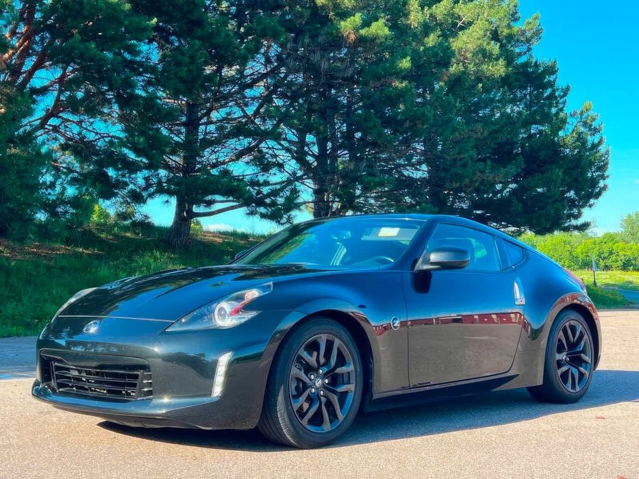 Nissan 370Z      2019