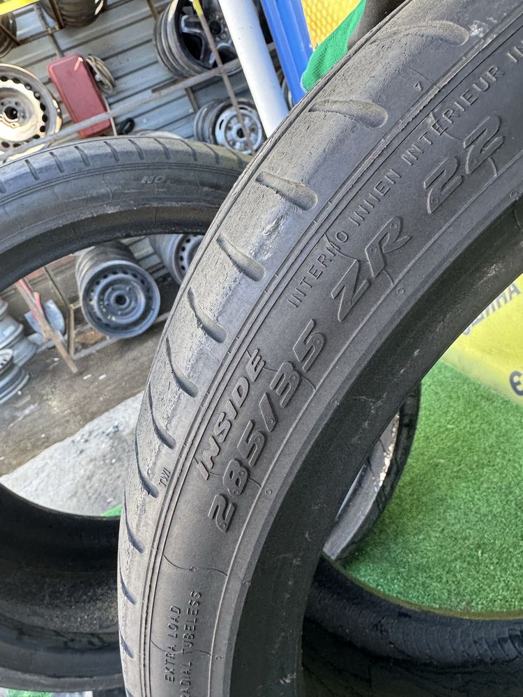 Шини Pirelli P-Zero 285/35/22