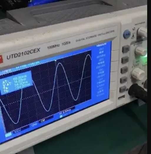 Инвертор 1600 Wt Tataliken. Чистый синус. 12V-220V. Блиц.