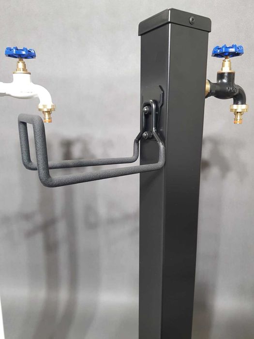 Krany ogrodowe białe i czarne