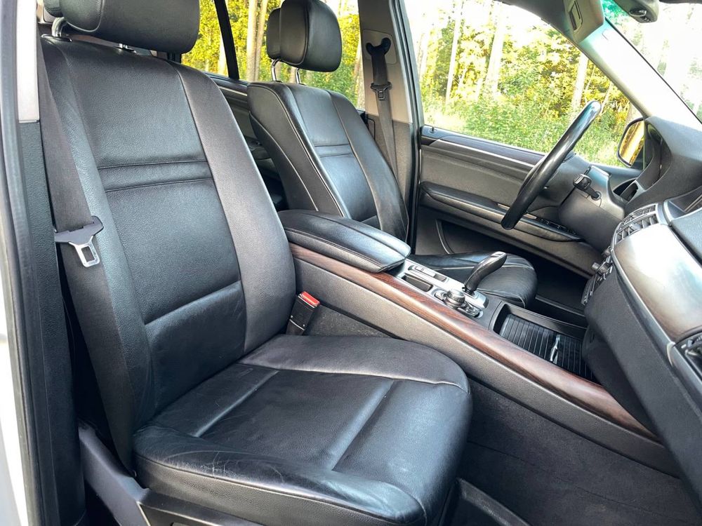 BMW X5 2012 3.0b