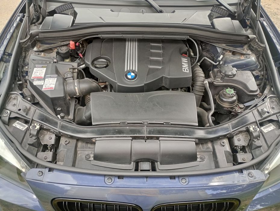 BMW X1 E84 2.0 d xdrive program