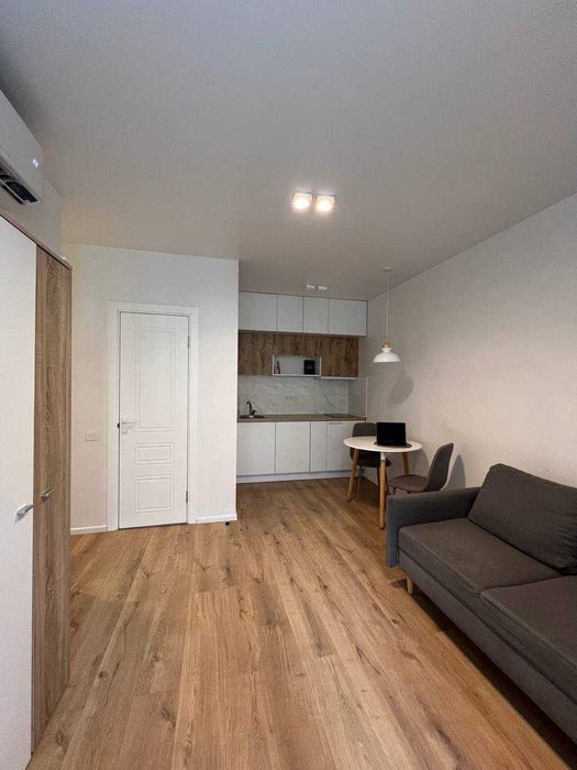 Світла студія ЖК Місто Квітів, власник, без комісії, 15 хв до м. Сирец