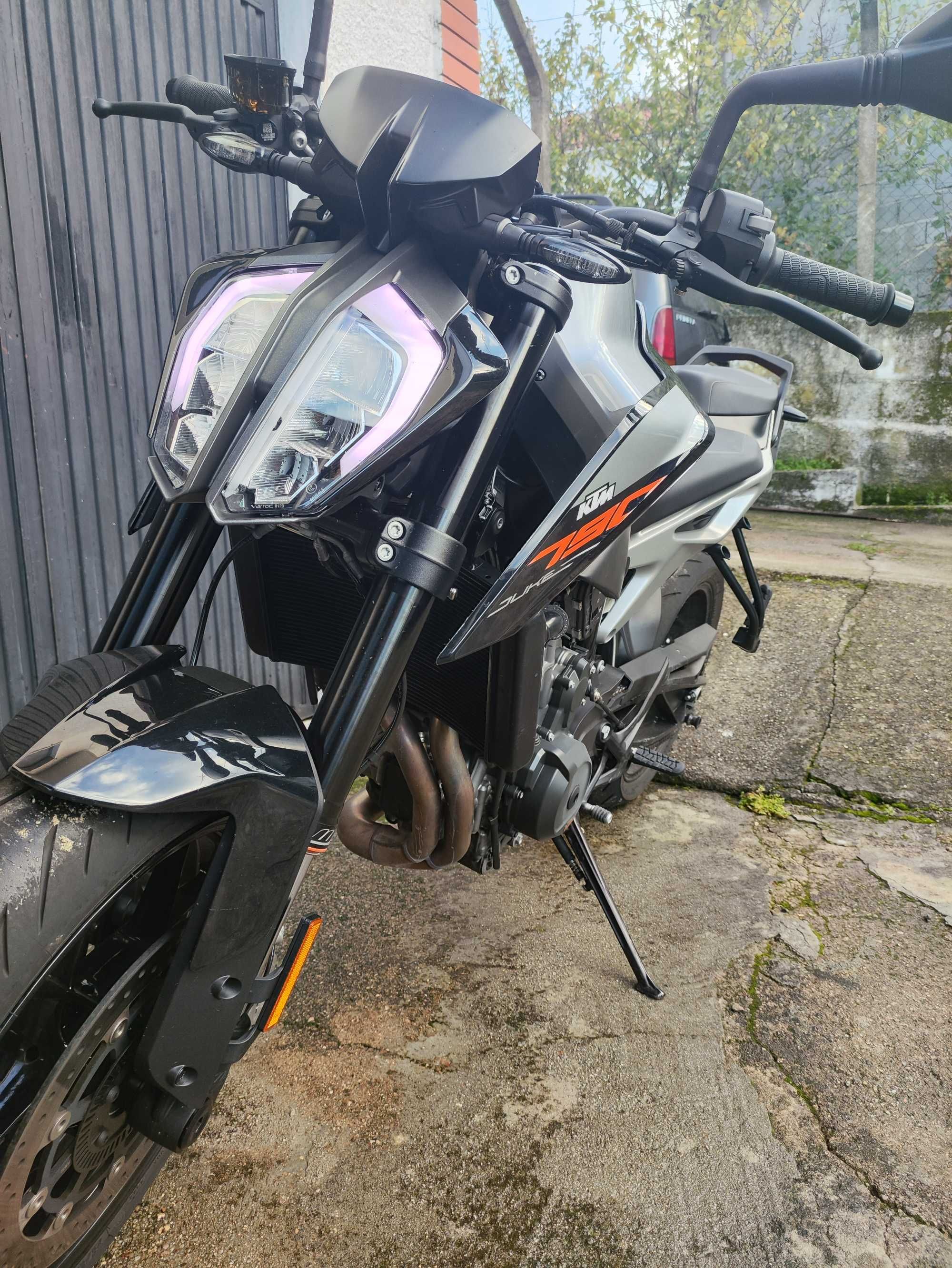 KTM Duke 790 de 2019