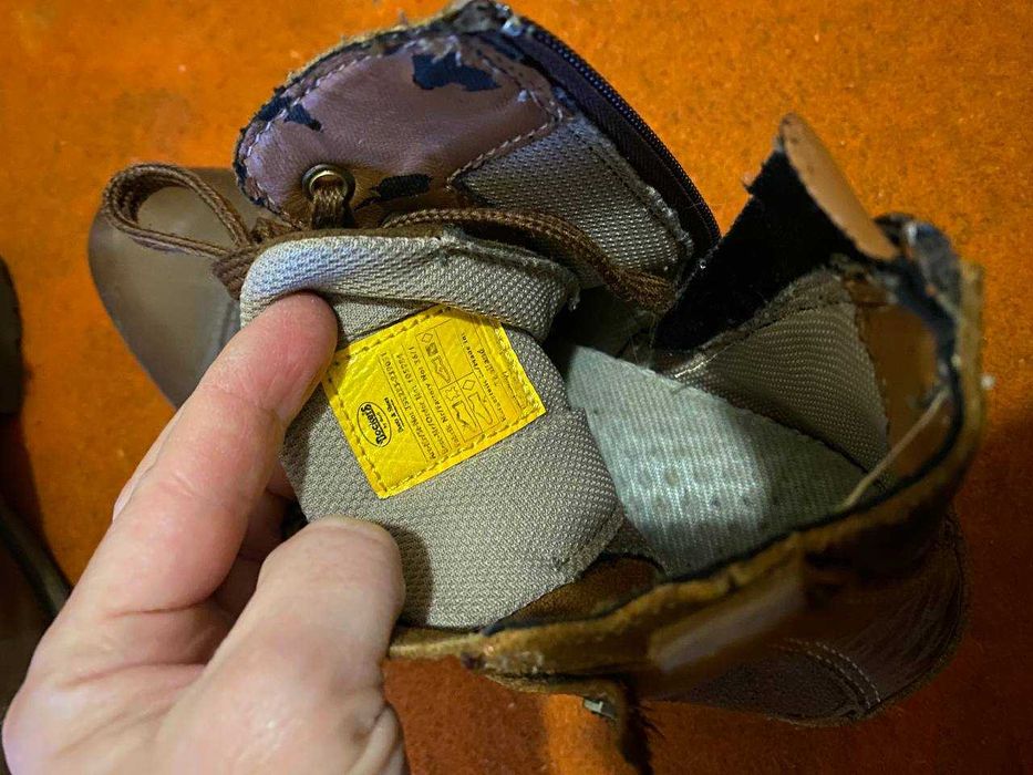 Чоловічі ботінки s'Oliwer (розмір 43) і Dockers (розмір 42)