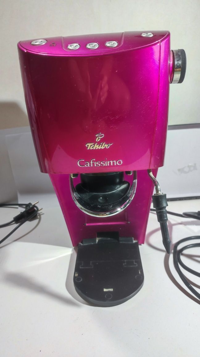 Продам кофеварки TCHIBO CAFISSIMO и Pfilips Senseo