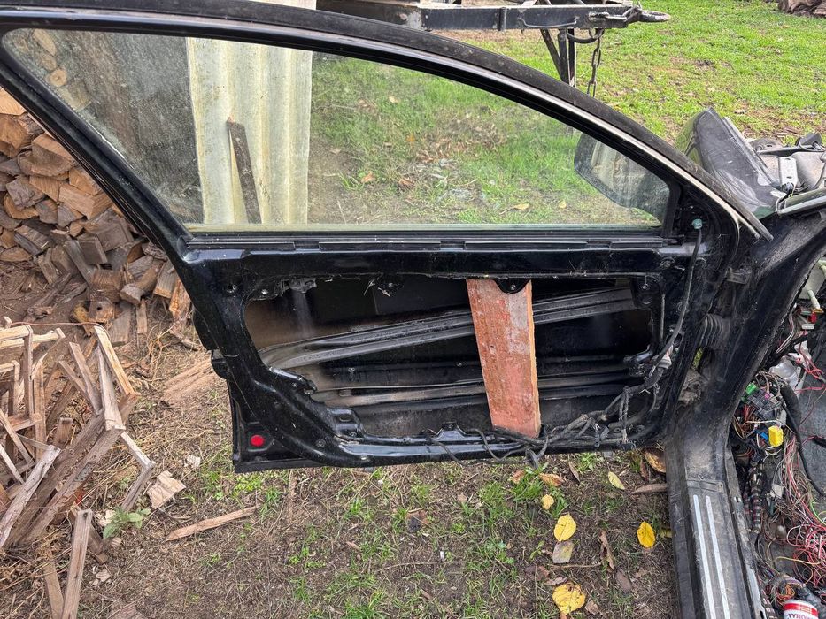 Двері пасат б5 рестайл в зборі