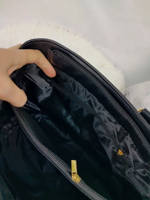 Nowy zestaw torebek w kolorze czarnym do ręki i na ramię