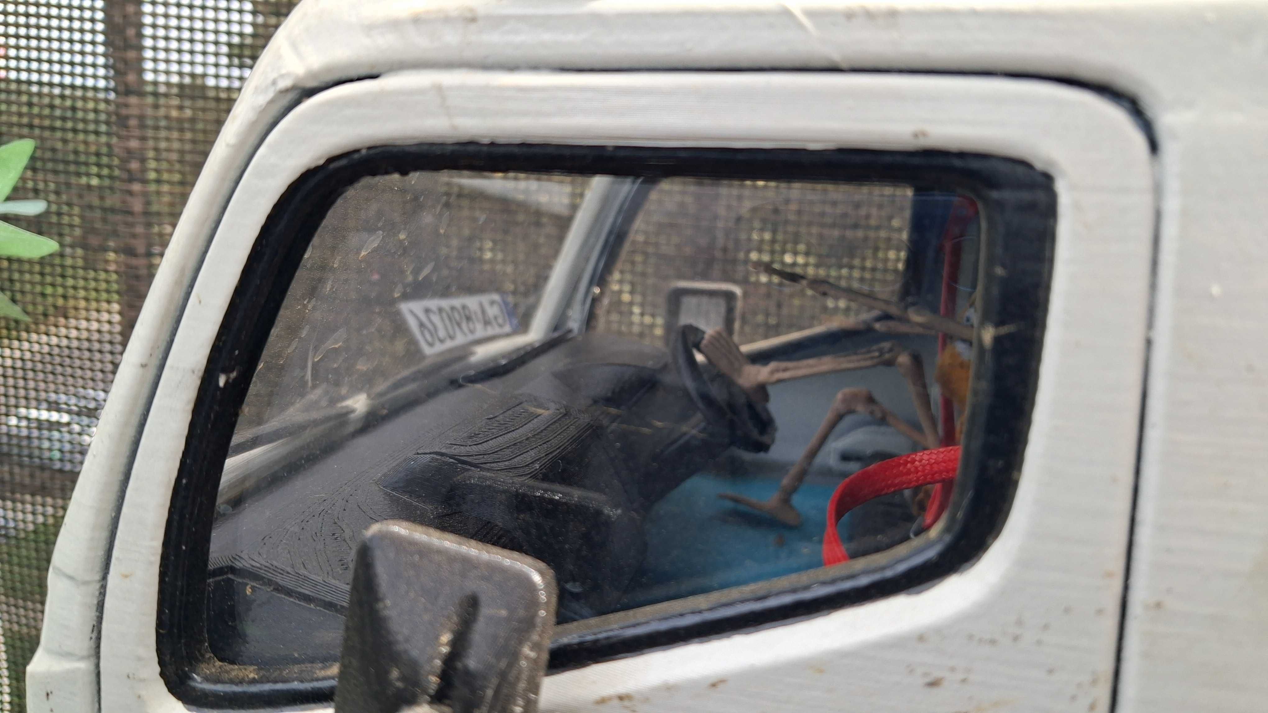 RC trial ciężarówka Mitsubishi Fuso 4x4