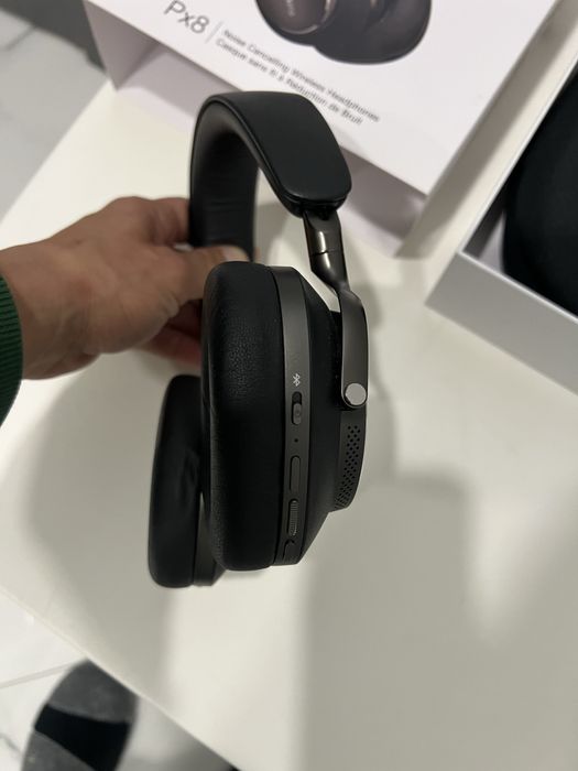 Наушники Bowers&Wilkins PX8 bluetooth