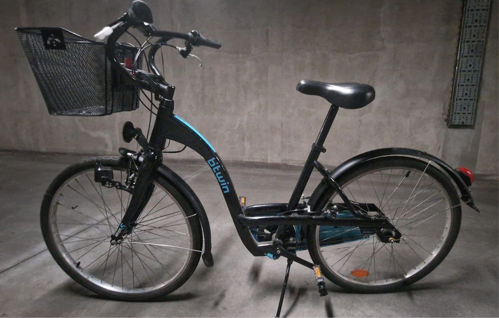 Rower miejski Dechatlon model B’TWIN ELOPS 5 kask gratis