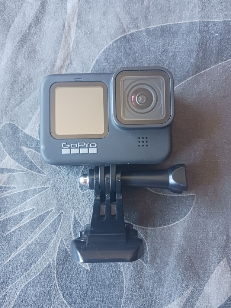 Go Pro Hero 9 Black com 50 acessórios extra