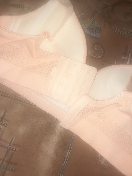 Бюстгальтер для годування грудьми