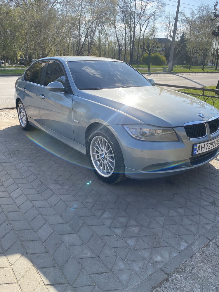 BMW E90•2007•2.0дизель турбо-классика драйва и стиля.