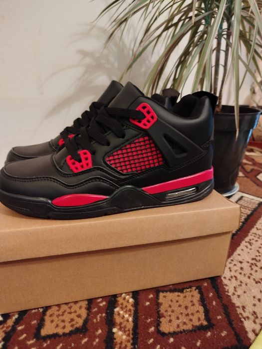 Buty nowe męskie sportowe rozmiar 38
