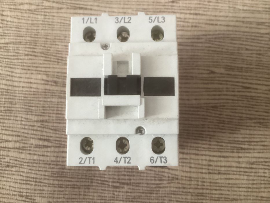 Пускатель магнітний 380v 50Hz