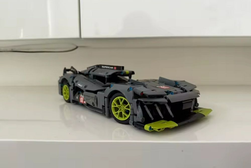 Конструктор автомобиль Technic PEUGEOT 1:14 Lego  1280 деталей 42156
