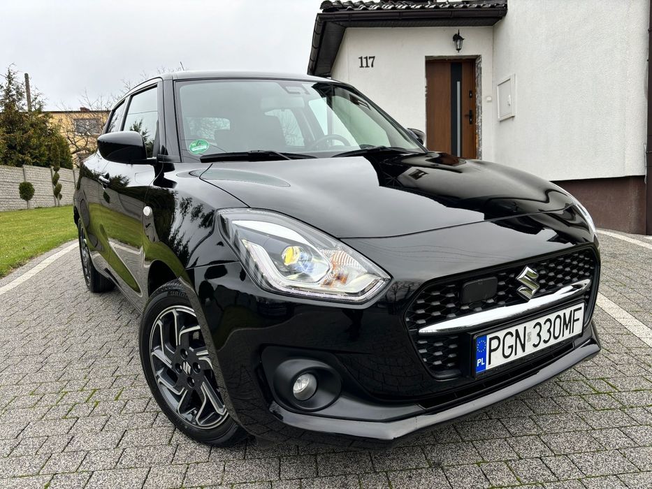 Suzuki Swift Full LED / Kamera cofania / Klima / Mały przebieg / Asystent pasa