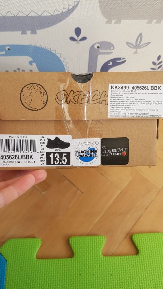 Skechers кросівки чоботи р. 31