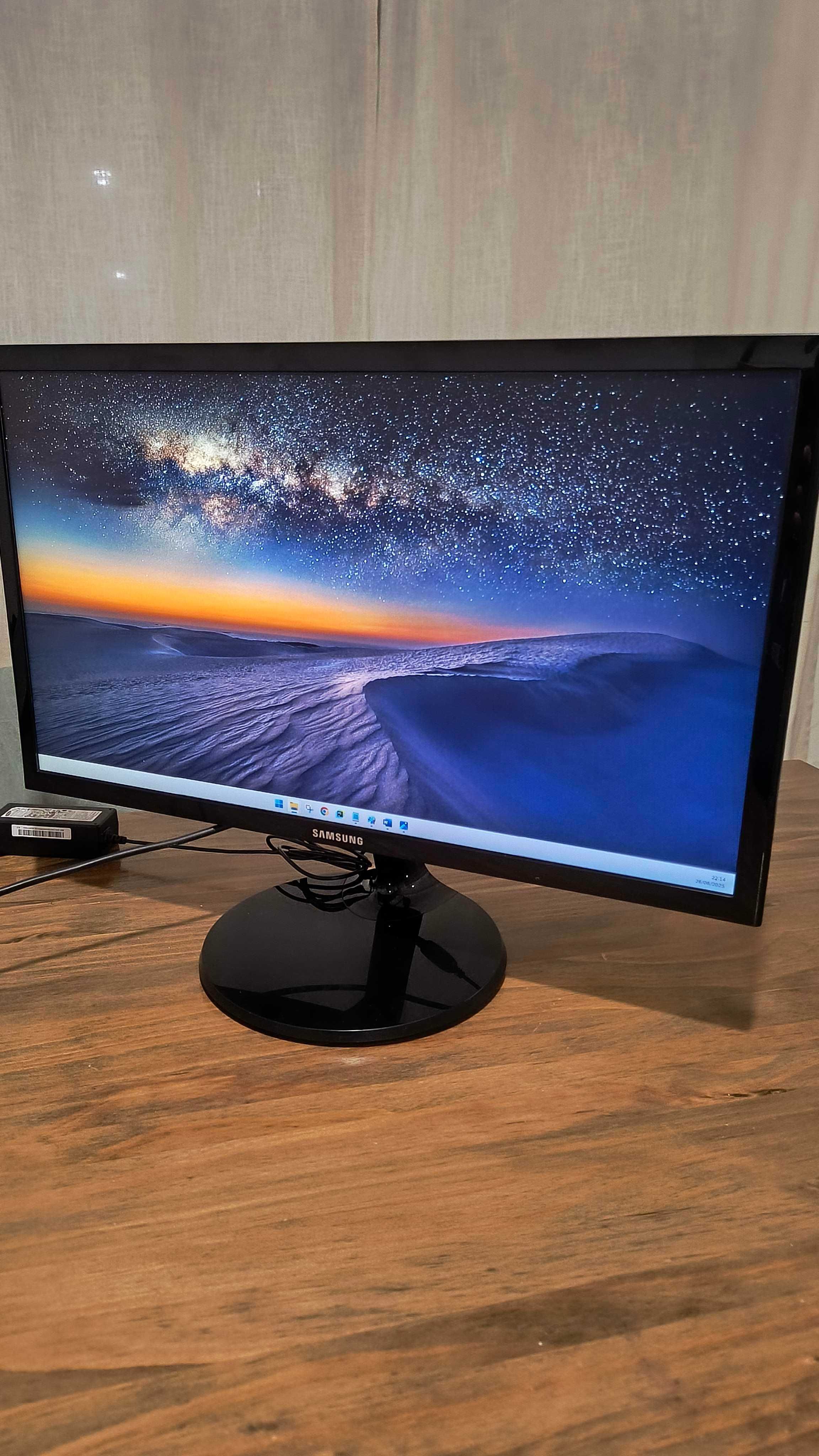 Monitor Samsung S22F350FHU 22" – Full HD – Usado em ótimo estado