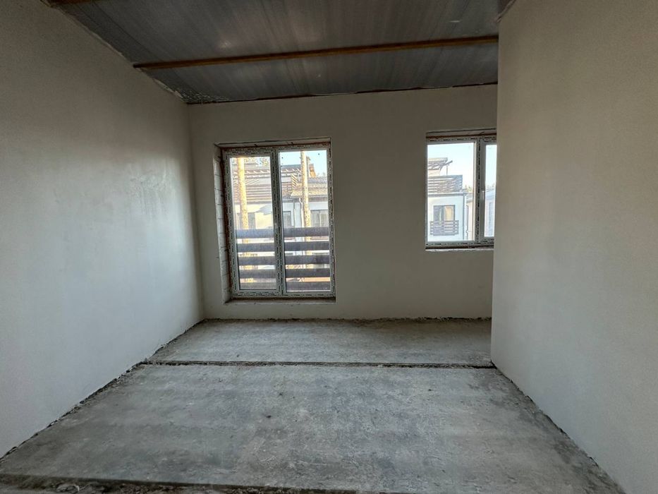 Крутий таунхаус в котеджному містечку. Чистове оздоблення.