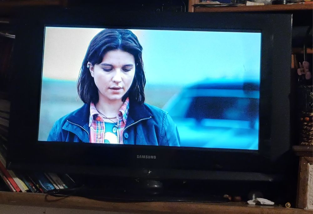 TV LCD samsung 32" model LE 32S62B