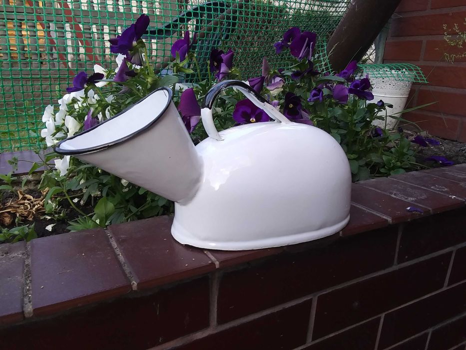 Kaczka z PRL oryginalny pojemnik na niedopałki papierosy popielniczka