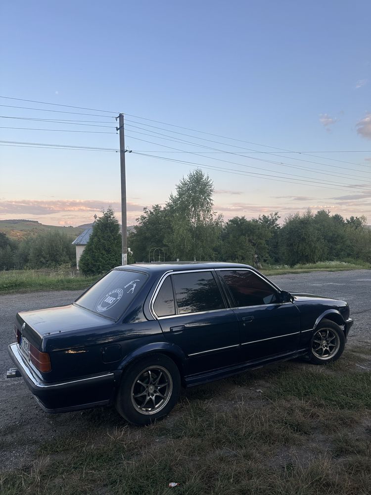Продам е30 1.8 бензин