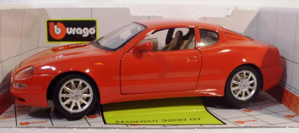 1/18 Maseratti 3200GT - Bburago