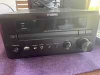 Yamaha mini wieża DVD/CD/Tuner Pianocraft DRX-730