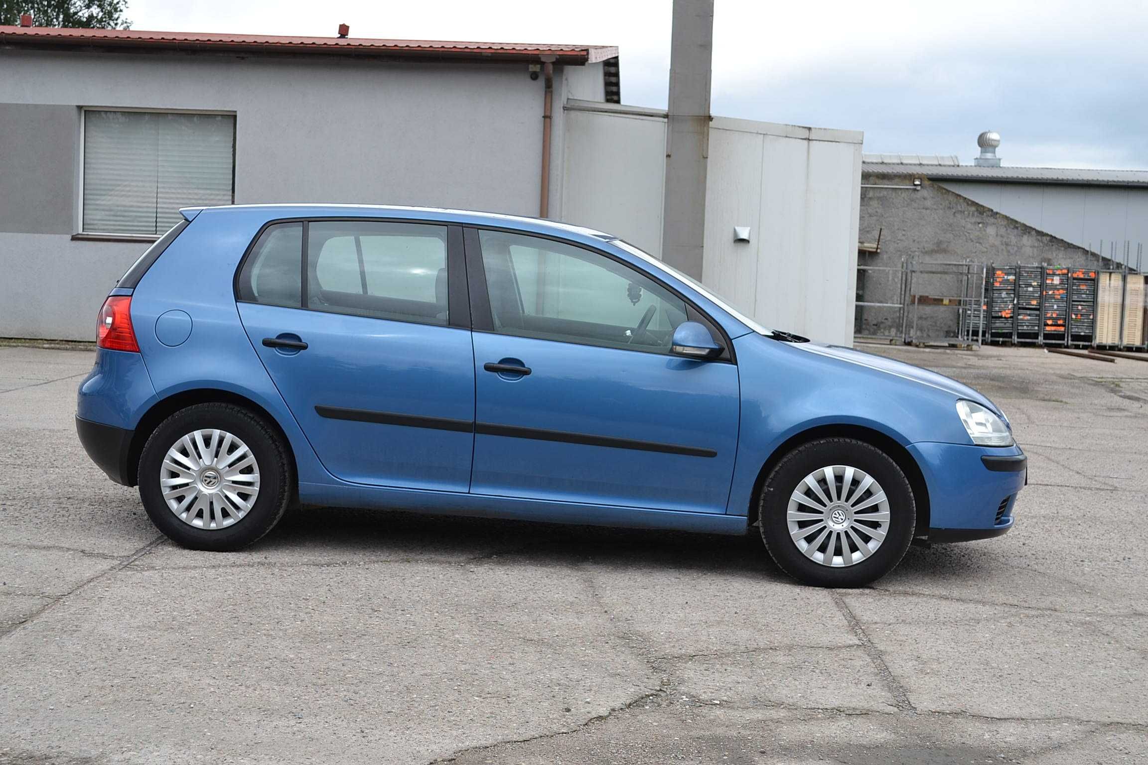 VW - Golf V  1.4 cm benzyna , klima , super stan , okazja !!
