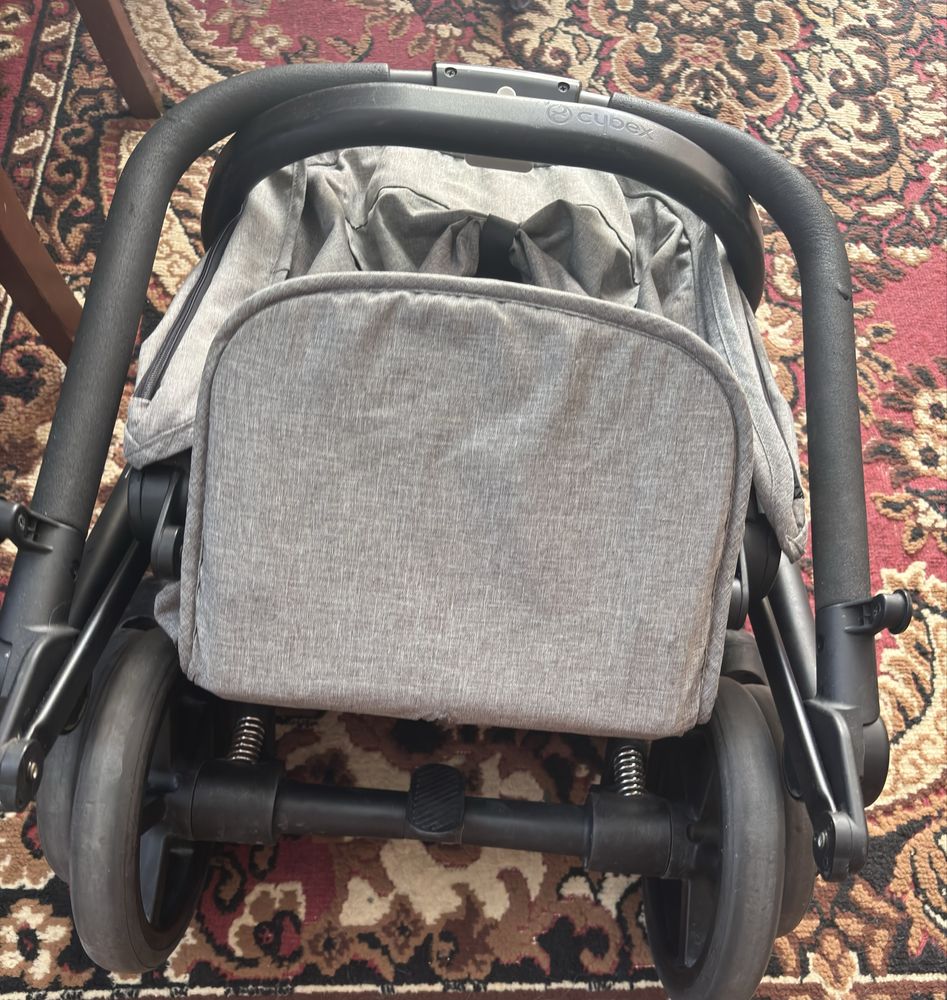 Cybex Easy S Twist +