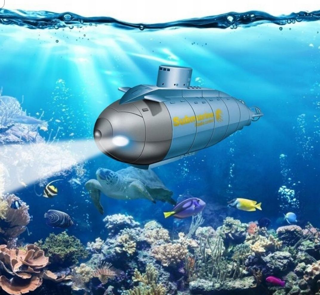 Sterowany bezprzewodowy okręt podwodny.