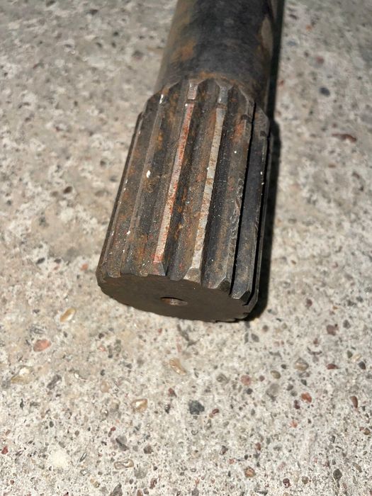 Półoś zwolnicy lewa krótka Bizon Rekord