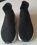 Sprzedam orginalne buty NUBIKK