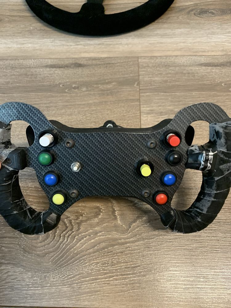 Продам ігровий руль logitech g27 кастом