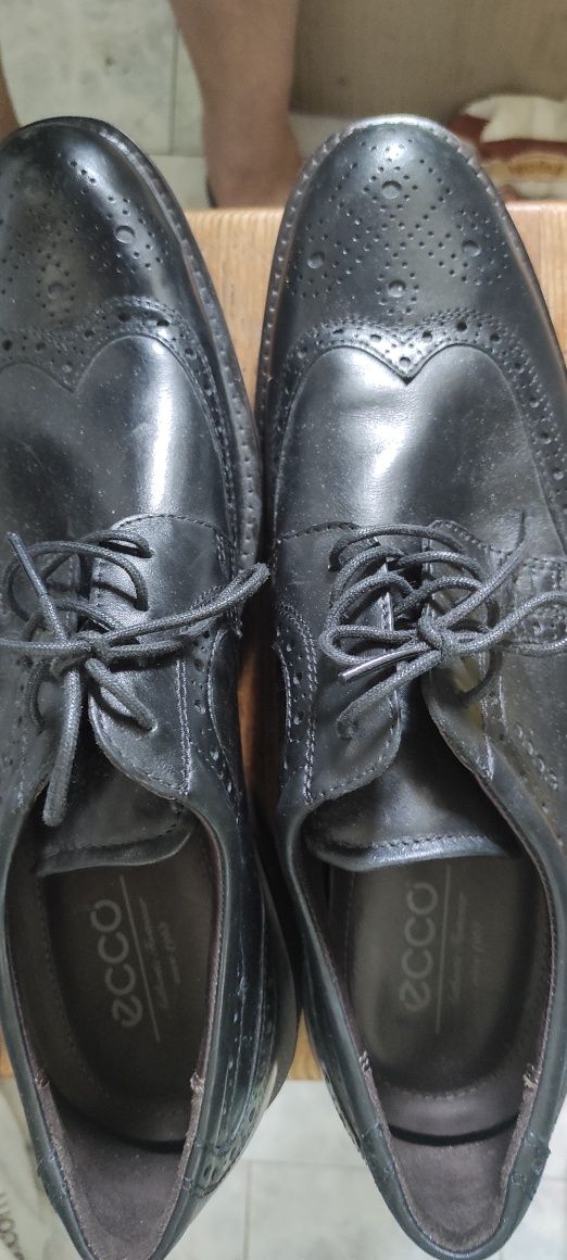 Buty pantofle męskie skórzane Ecco r.43 czarne