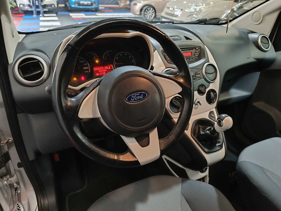 Ford Ka 1.2 City – 2015 | Gasolina | 109.000 km – 6.990 €